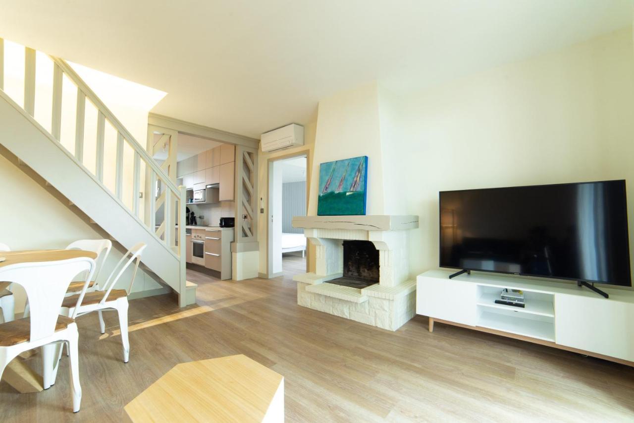Cottage "Le Nautic" Face Au Lac De La Foret D'Orient - Les Cottages Du Belvedere Мениль-Сен-Пер Экстерьер фото